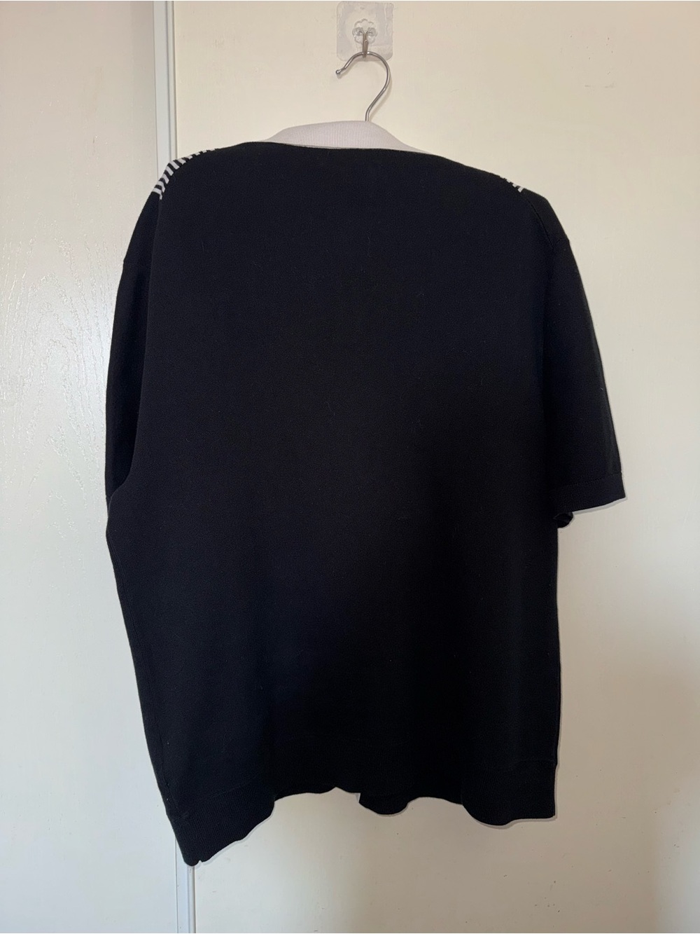 Banana Republic Black and White Vertical Stripe Button-Front Shirt - Picture 4 of 6